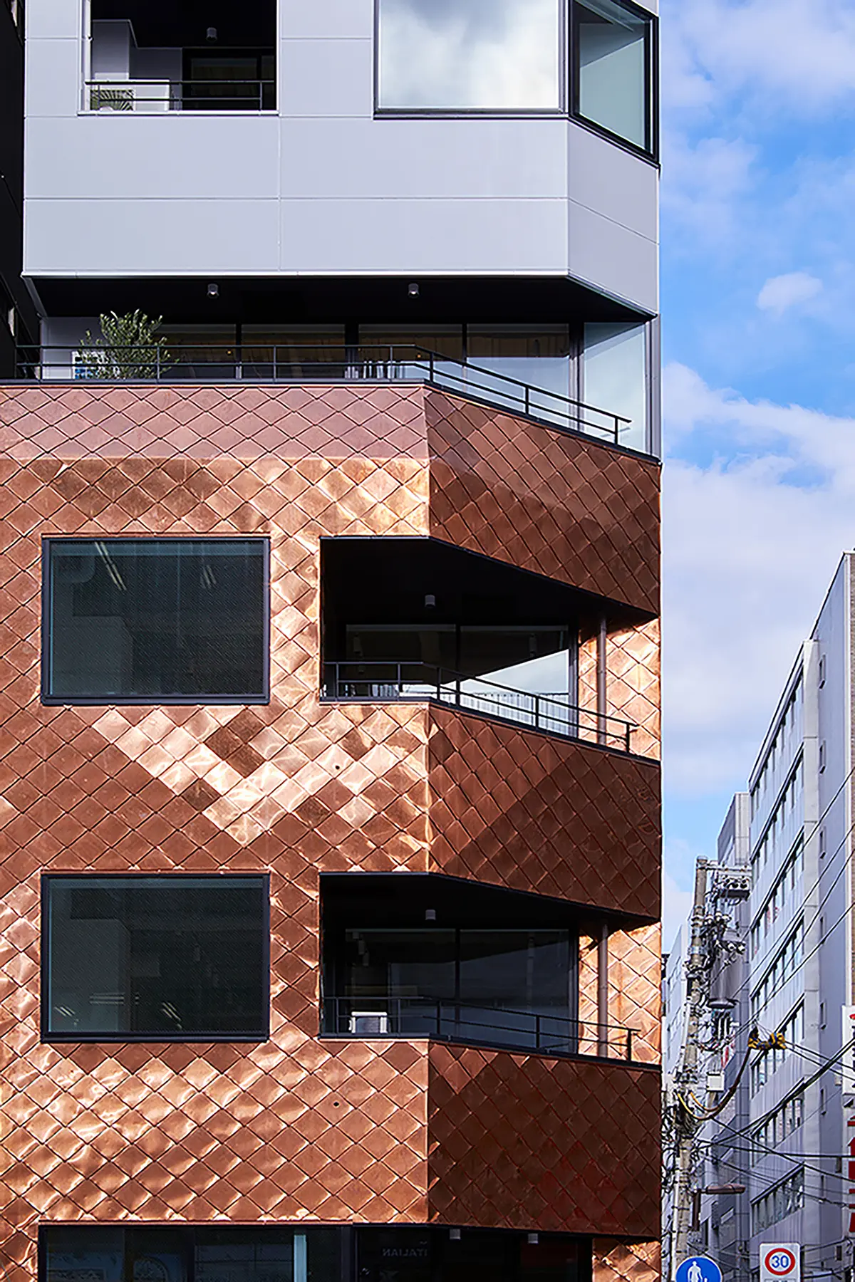 ＫＡＮＤＡ　ＫＡＤＯＵＣＨＩ