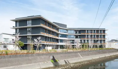 むつみホスピタル ／ コミュニケーションを誘発するサイン