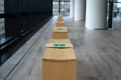 しくみプロジェクト：札幌市民交流プラザ　新型コロナ感染防止サイン