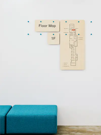 アオバジャパン・インターナショナルスクール 光が丘キャンパス サインデザイン