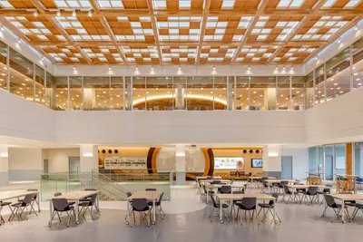 カネディアン・アカデミイ ヒストリーウォール