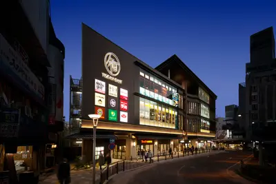 トザンイースト