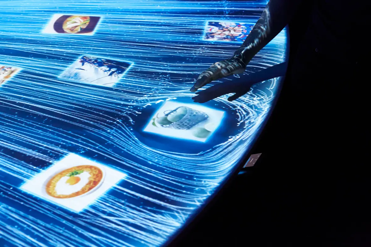 ミラノ国際博覧会・日本館「ダイバーシティの滝」