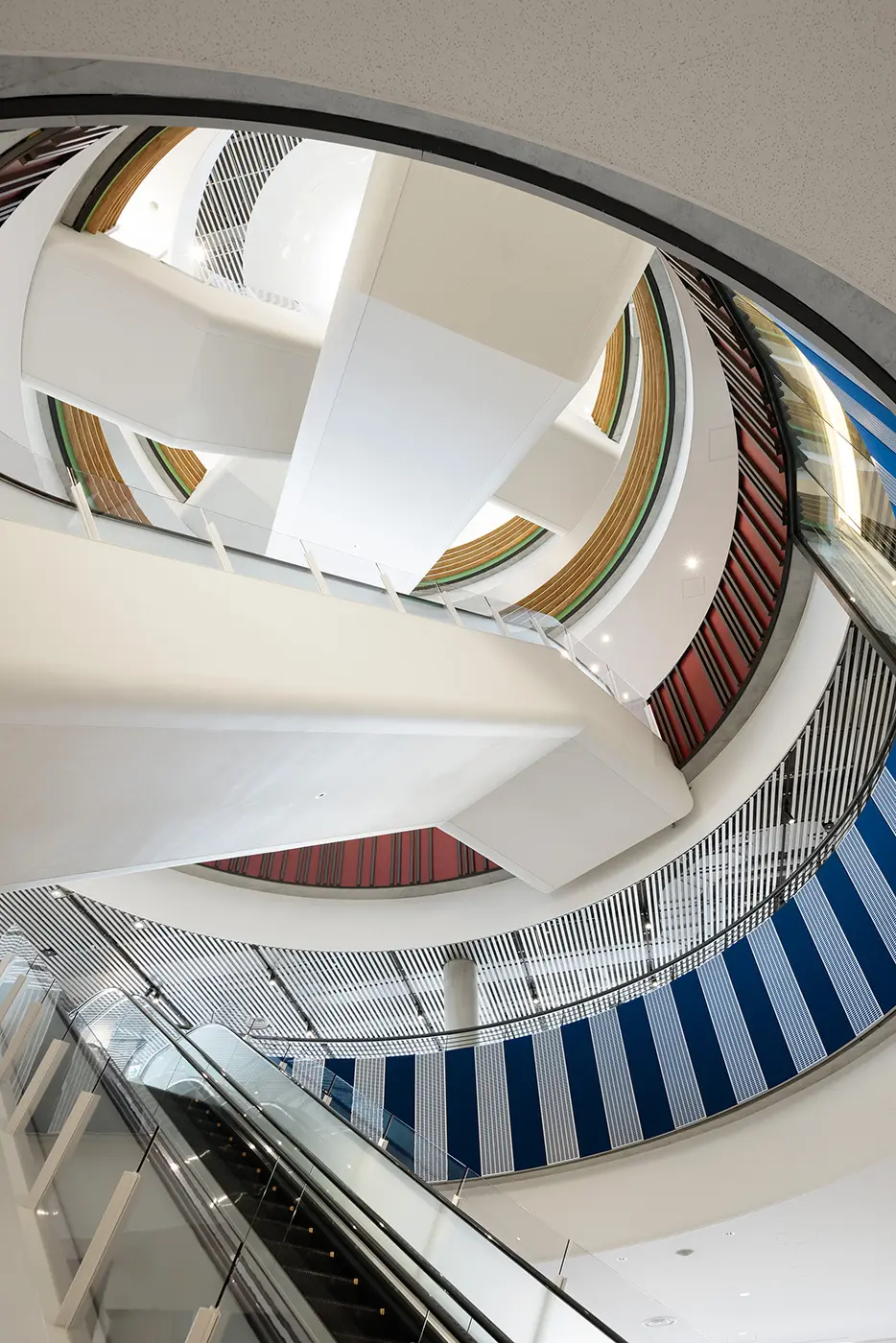 茨木市文化・子育て複合施設 おにクル サイン計画