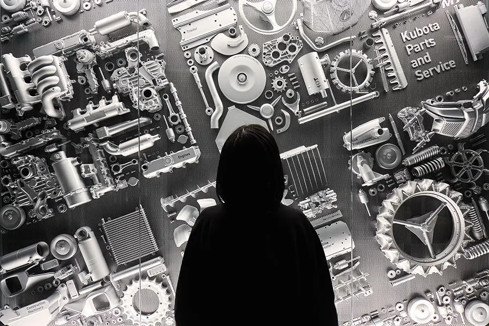 クボタ東日本部品センター ウェルカムオブジェ「KUBOTA PARTS FIELD」